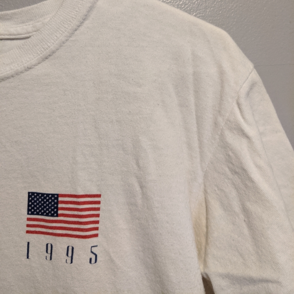 Urban Outfitters T-Shirt